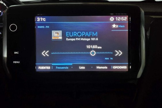 PEUGEOT 208 1.2 Style 82cv. 2017 de segunda mano