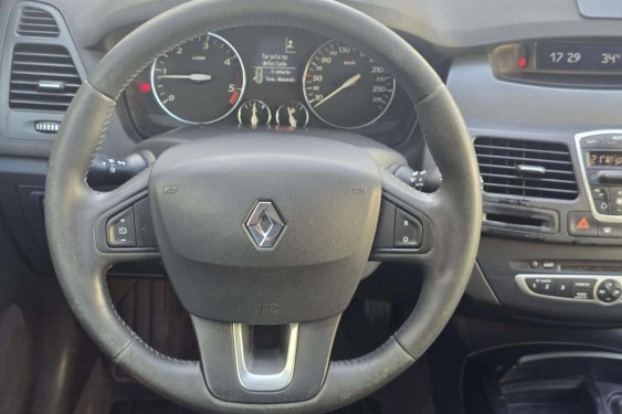 RENAULT LAGUNA 2.0dci 130cv. 2008 de segunda mano