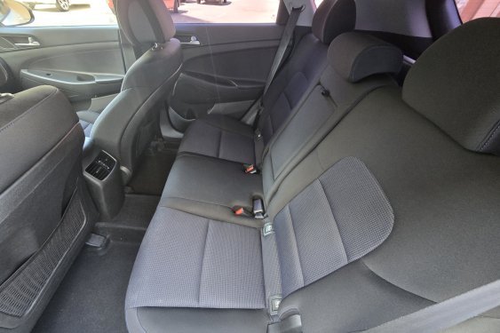 HYUNDAI TUCSON 1.7 CRDI 116cv. ESSENCE 4x2 2016 de segunda mano