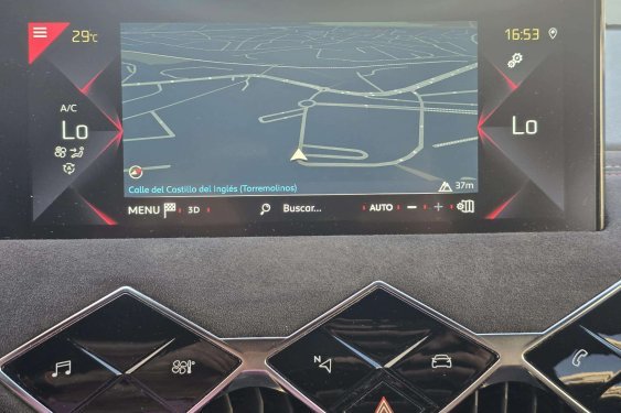 DS DS 3 CROSSBACK 1.2i 100cv. PERFORMANCE LINE 2021 de segunda mano