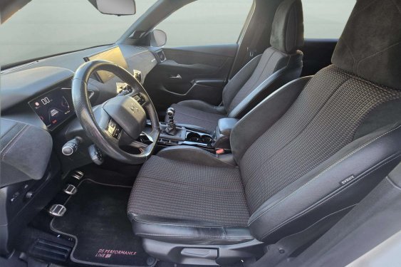 DS DS 3 CROSSBACK 1.2i 100cv. PERFORMANCE LINE 2021 de segunda mano