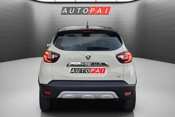 RENAULT CAPTUR 1.5dci 90cv. DYNAMIQUE 2017 de segunda mano