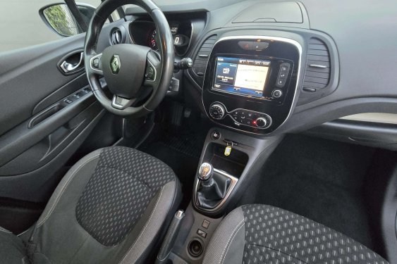 RENAULT CAPTUR 1.5dci 90cv. DYNAMIQUE 2017 de segunda mano