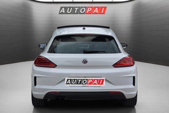 VOLKSWAGEN SCIROCCO 1.4 TSI 125cv. R-Line 2017 de segunda mano