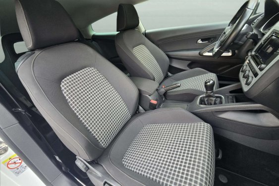 VOLKSWAGEN SCIROCCO 1.4 TSI 125cv. R-Line 2017 de segunda mano