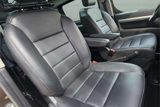 TOYOTA PROACE VERSO L1 VIP 2.0d 180cv. automático 2020 de segunda mano