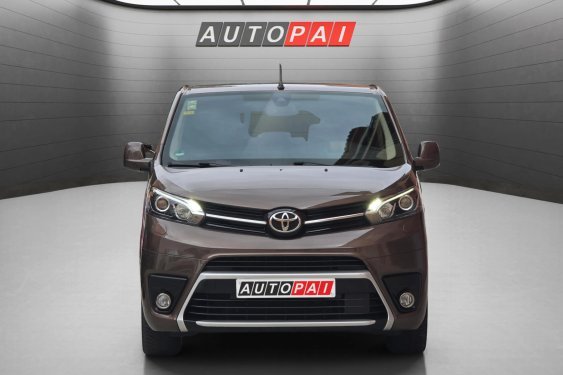 TOYOTA PROACE VERSO L1 VIP 2.0d 180cv. automático 2020 de segunda mano