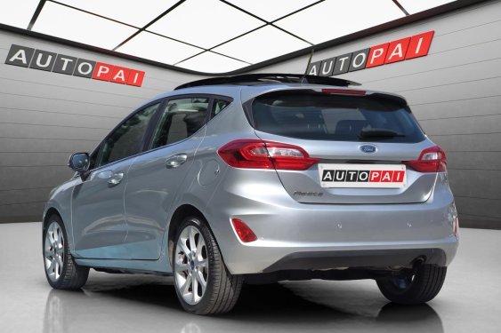 FORD FIESTA 1.0 Ecoboost 100cv. VIGNALE 2016 de segunda mano