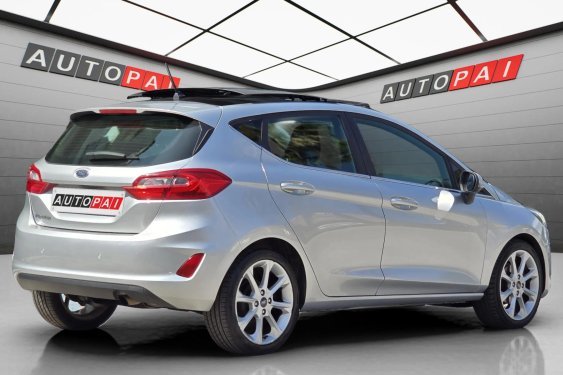 FORD FIESTA 1.0 Ecoboost 100cv. VIGNALE 2016 de segunda mano