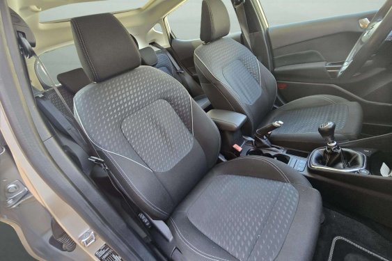 FORD FIESTA 1.0 Ecoboost 100cv. VIGNALE 2016 de segunda mano