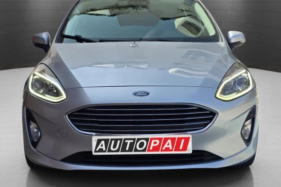 FORD FIESTA 1.0 Ecoboost 100cv. VIGNALE 2016 de segunda mano