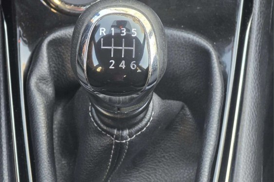 NISSAN PULSAR 1.5 dci 110cv. VISIA 2015 de segunda mano