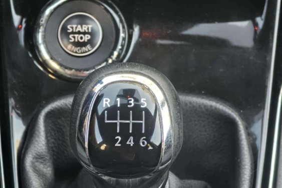 NISSAN PULSAR 1.5 dci 110cv. VISIA 2015 de segunda mano