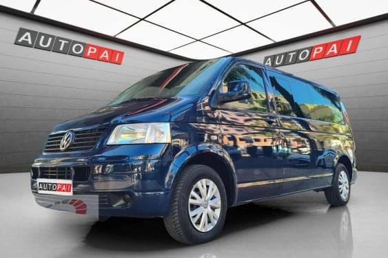 VOLKSWAGEN CARAVELLE LARGO COMBI 2.5 TDI 130cv.(TURISMO) 2008 de segunda mano
