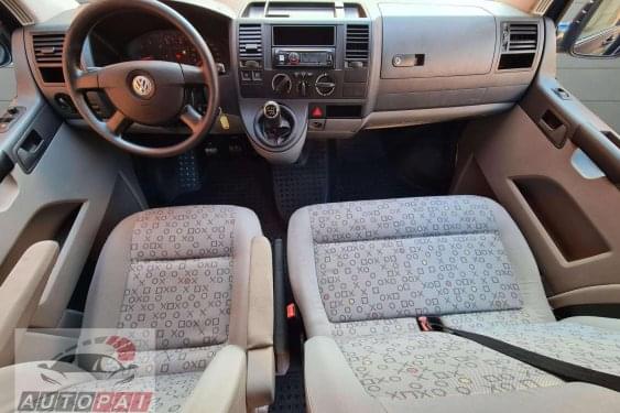 VOLKSWAGEN CARAVELLE LARGO COMBI 2.5 TDI 130cv.(TURISMO) 2008 de segunda mano