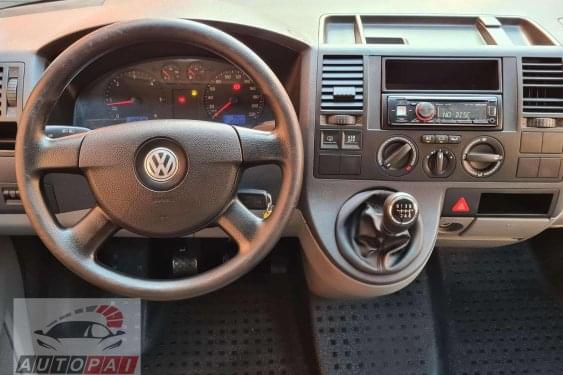 VOLKSWAGEN CARAVELLE LARGO COMBI 2.5 TDI 130cv.(TURISMO) 2008 de segunda mano