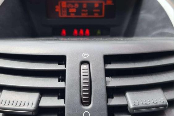 PEUGEOT 207 1.4 2007 de segunda mano