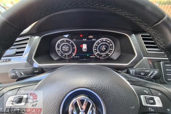 VOLKSWAGEN TIGUAN 2.0TDI 190cv. R-LINE DSG 4MOTION 2016 de segunda mano