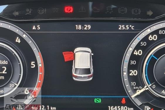 VOLKSWAGEN TIGUAN 2.0TDI 190cv. R-LINE DSG 4MOTION 2016 de segunda mano