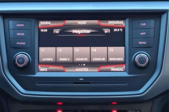 SEAT IBIZA 1.0 TGI 90CV GASOLINA & GNC STYLE 2019 de segunda mano