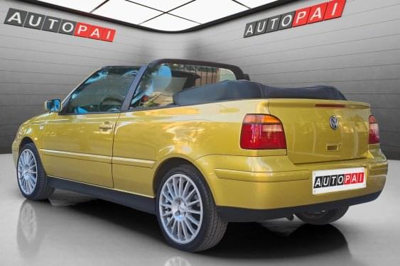 VOLKSWAGEN GOLF CABRIOLET 1.8 1999 de segunda mano