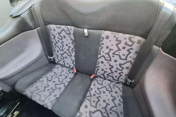 VOLKSWAGEN GOLF CABRIOLET 1.8 1999 de segunda mano