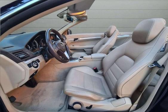 MERCEDES CLASE E CABRIO E200 ELEGANCE AUTOMÁTICO 2012 de segunda mano