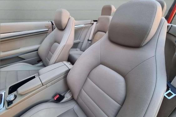 MERCEDES CLASE E CABRIO E200 ELEGANCE AUTOMÁTICO 2012 de segunda mano