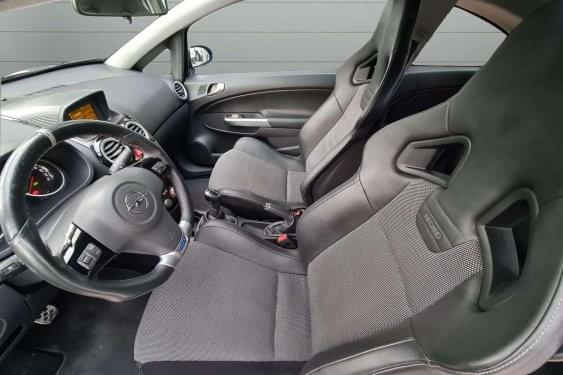 OPEL CORSA OPC 192CV 2008 de segunda mano