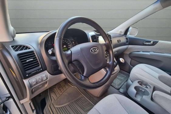 KIA CARNIVAL 2.9 CRDI EX HOMOLOGADO 7 PLAZAS 2006 de segunda mano