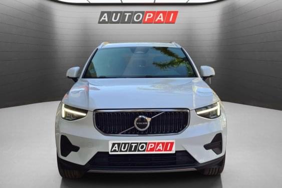 VOLVO XC40 CORE 2WD 2.0 165CV AT7 2024 de segunda mano