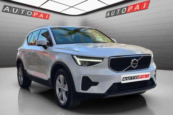 VOLVO XC40 CORE 2WD 2.0 165CV AT7 2024 de segunda mano