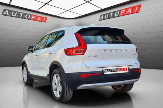 VOLVO XC40 CORE 2WD 2.0 165CV AT7 2024 de segunda mano