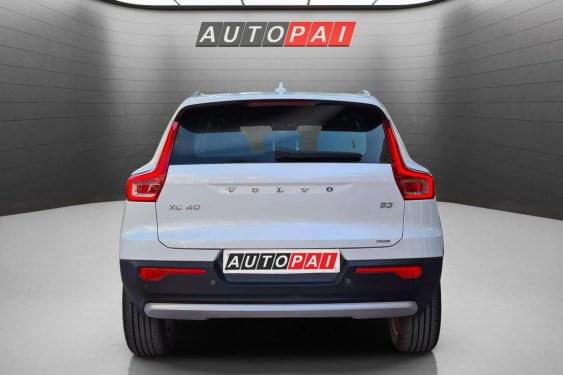 VOLVO XC40 CORE 2WD 2.0 165CV AT7 2024 de segunda mano