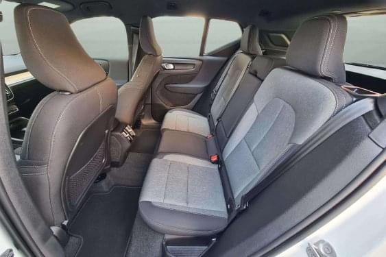 VOLVO XC40 CORE 2WD 2.0 165CV AT7 2024 de segunda mano