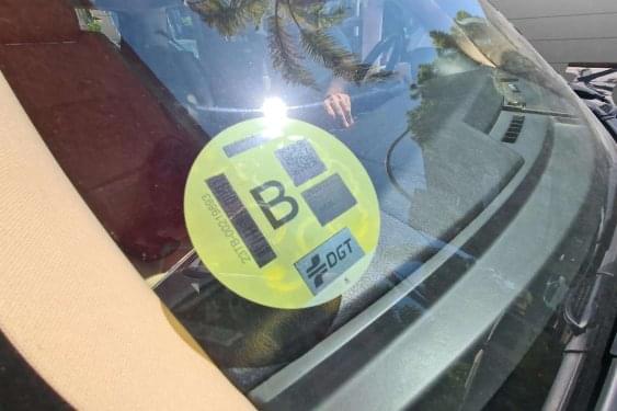 LAND ROVER RANGE ROVER SPORT 2.7 TDV6 SE AUTOM. 2008 de segunda mano