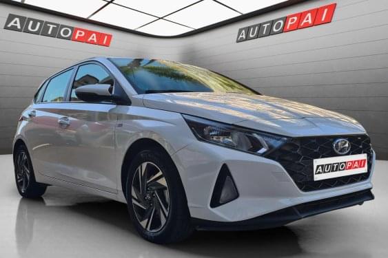 HYUNDAI I20 1.0 TGI 48v 100cv. AUTOM. DCT HÍBRIDO 2021 de segunda mano