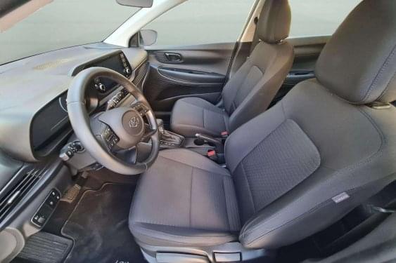 HYUNDAI I20 1.0 TGI 48v 100cv. AUTOM. DCT HÍBRIDO 2021 de segunda mano