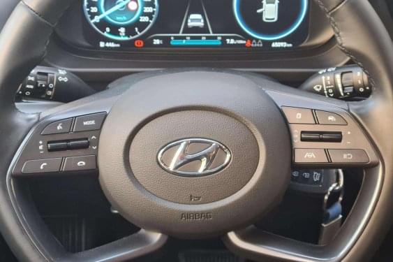 HYUNDAI I20 1.0 TGI 48v 100cv. AUTOM. DCT HÍBRIDO 2021 de segunda mano