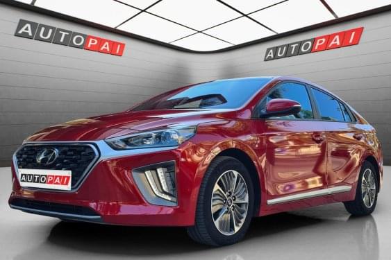 HYUNDAI IONIQ PHEV BURDEOS 2021 de segunda mano