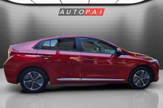 HYUNDAI IONIQ PHEV BURDEOS 2021 de segunda mano