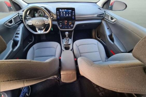 HYUNDAI IONIQ PHEV BURDEOS 2021 de segunda mano