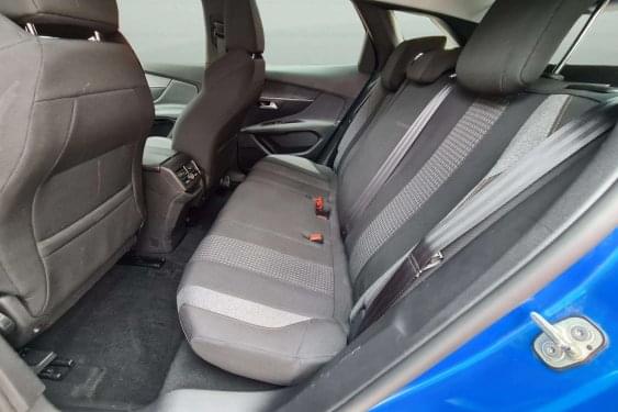 PEUGEOT 3008 AZUL ACTIVE PACK 2022 de segunda mano