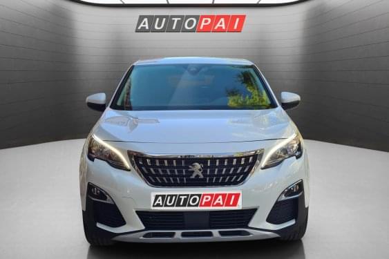 PEUGEOT 3008 ALLURE 1.2i 130CV 2019 de segunda mano