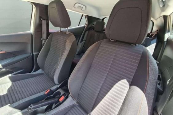 PEUGEOT 2008 1.2 100CV ACTIVE 2021 de segunda mano