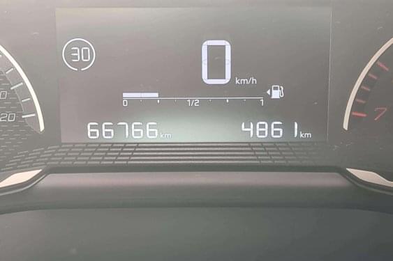 PEUGEOT 2008 1.2 100CV ACTIVE 2021 de segunda mano