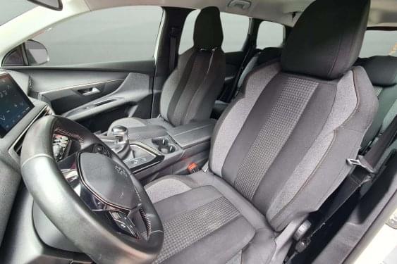 PEUGEOT 5008 1.5 BHDI 130CV ACTIVE PACK 2021 de segunda mano