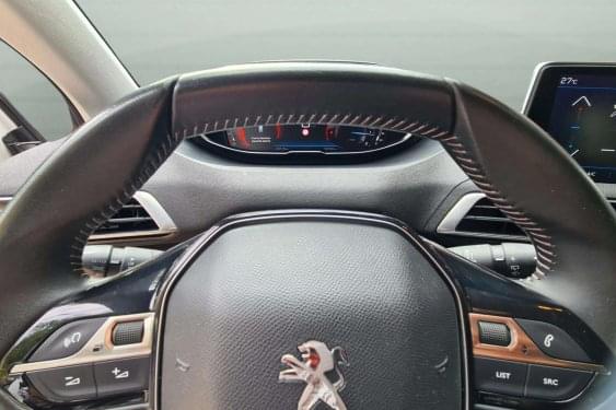 PEUGEOT 5008 1.5 BHDI 130CV ACTIVE PACK 2021 de segunda mano