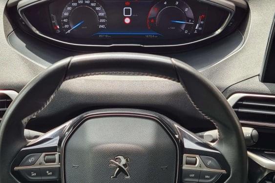 PEUGEOT 5008 1.5 BHDI 130CV ACTIVE PACK 2021 de segunda mano