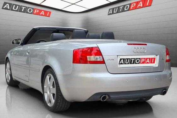 AUDI A4 CABRIO 3.0 V6 220cv. MULTITRONIC 2005 de segunda mano